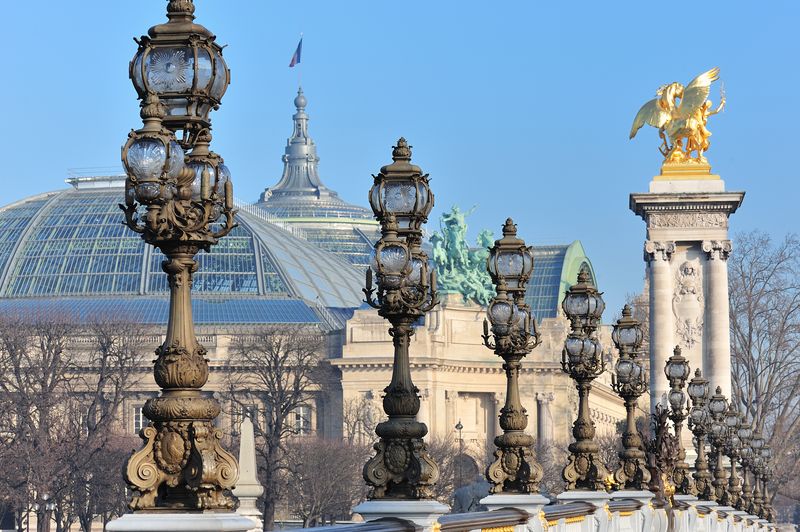 Le_Grand_Palais_depuis_le_pont_Alexandre_III_à_Paris